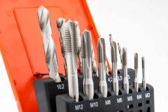 BAER sada HSSG: strojní závitníky pro průchozí otvory | vrtáky pro jádrové otvory M 3–12